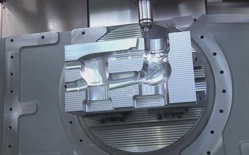 模具加工設備提高加工性能的7個方面體現(xiàn)